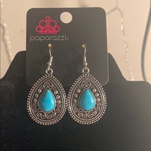 Blue and silver earrings 💎